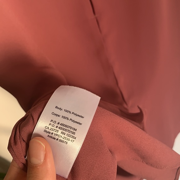 Aritzia Babaton camisole with holes in back - Picture 8 of 8